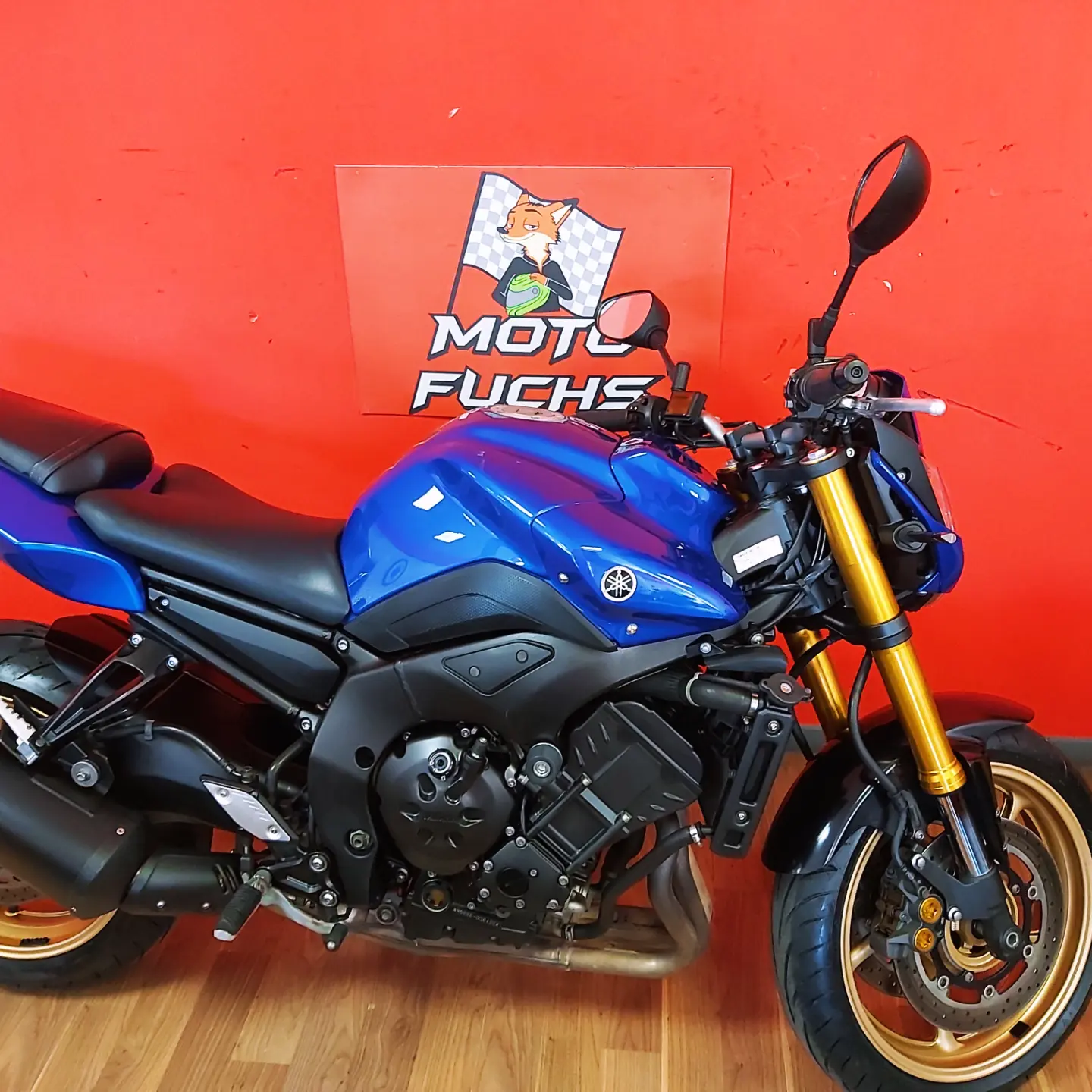 YAMAHA Yz8
