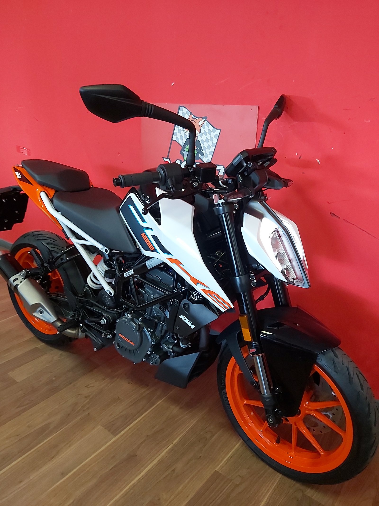 KTM Duke 125